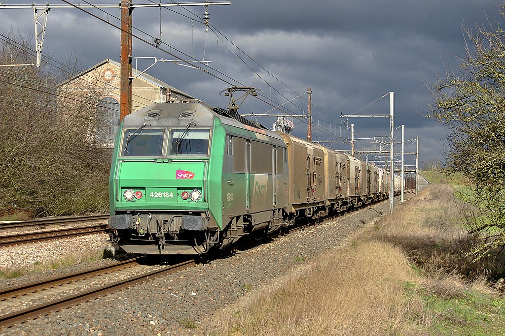 Un train de fret sur la ligne Rungis-Perpignan