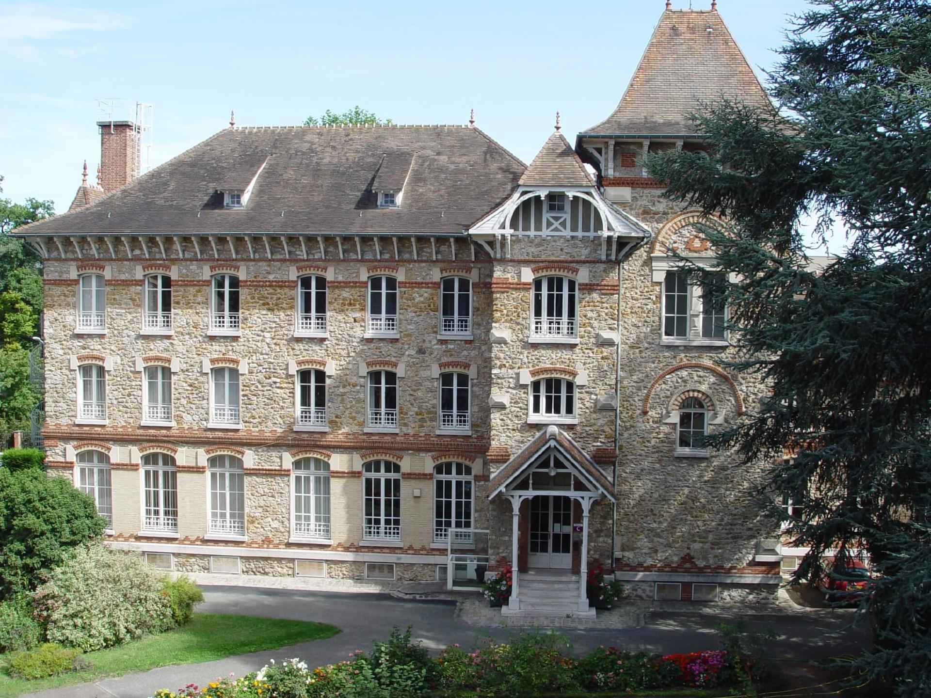 L'INSPÉ de Saint-Germain-en-Laye est le plus grand de France. 